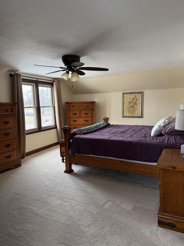 1727 S LAWE STREET, Appleton, WI 54915