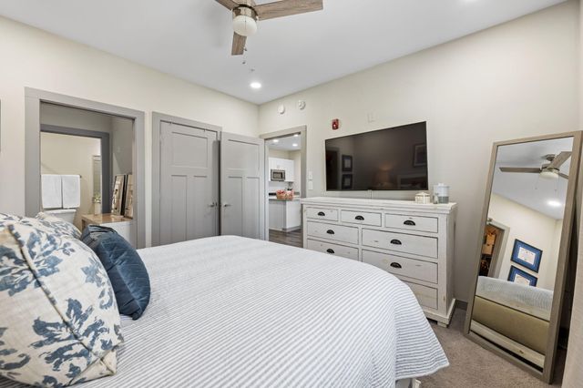 782 Riverfront Parkway 416, Chattanooga, TN 37402