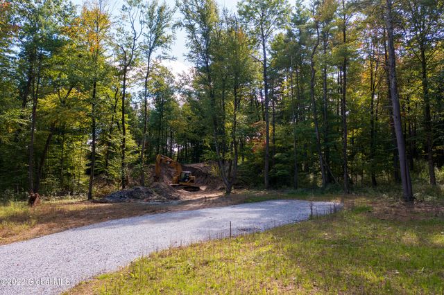 180 Route 9P, Malta, NY 12866