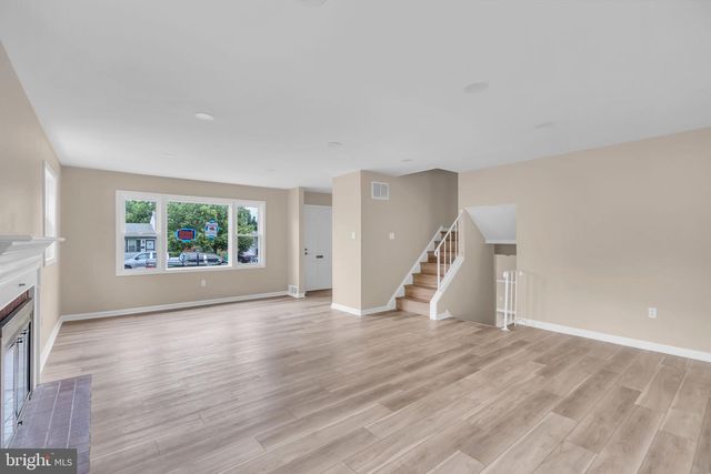 7536 ABBINGTON DR, Oxon Hill, MD 20745