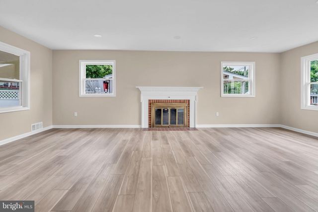 7536 ABBINGTON DR, Oxon Hill, MD 20745