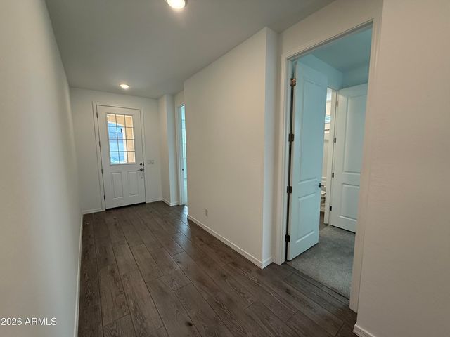 4248 W Brenley Drive, San Tan Valley, AZ 85144
