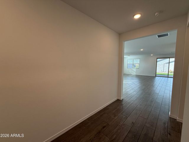 4248 W Brenley Drive, San Tan Valley, AZ 85144