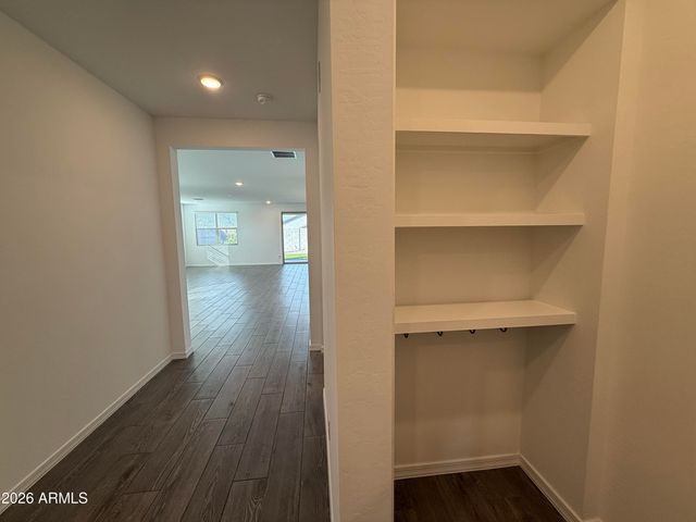 4248 W Brenley Drive, San Tan Valley, AZ 85144