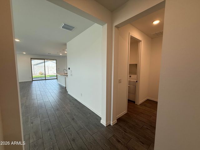 4248 W Brenley Drive, San Tan Valley, AZ 85144