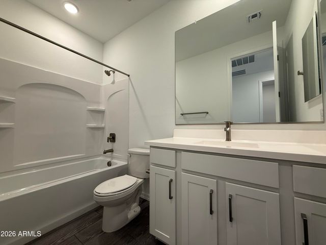 4248 W Brenley Drive, San Tan Valley, AZ 85144