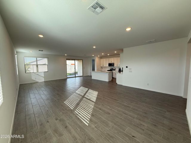 4248 W Brenley Drive, San Tan Valley, AZ 85144
