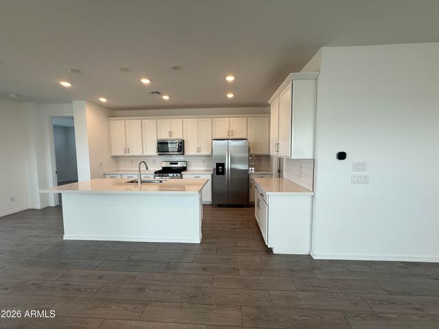 4248 W Brenley Drive, San Tan Valley, AZ 85144