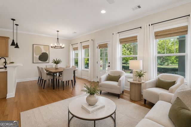 405 Royal Crescent Lane E, Canton, GA 30115