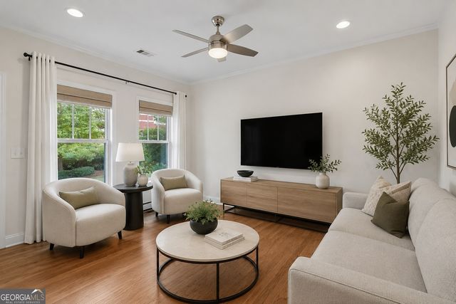 405 Royal Crescent Lane E, Canton, GA 30115