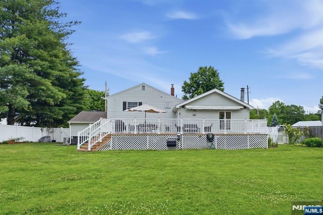 92 Blanch Avenue, Closter, NJ 07624