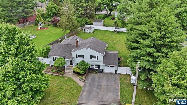 92 Blanch Avenue, Closter, NJ 07624