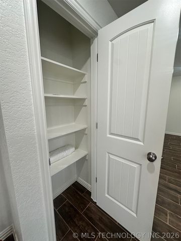 221 E Elm Street, Durant, OK 74701