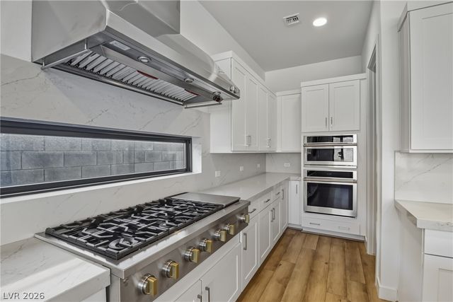477 Highview Ridge Avenue, Las Vegas, NV 89138