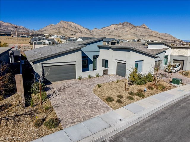 477 Highview Ridge Avenue, Las Vegas, NV 89138