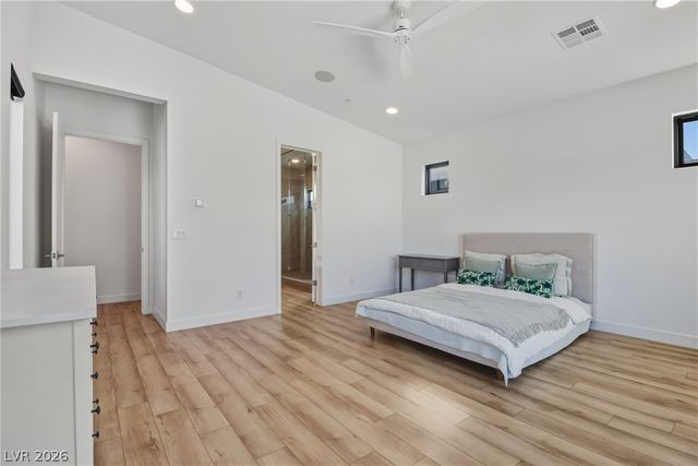 477 Highview Ridge Avenue, Las Vegas, NV 89138