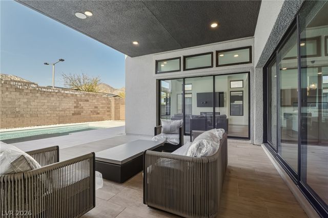 477 Highview Ridge Avenue, Las Vegas, NV 89138