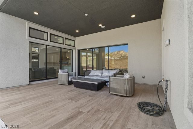 477 Highview Ridge Avenue, Las Vegas, NV 89138