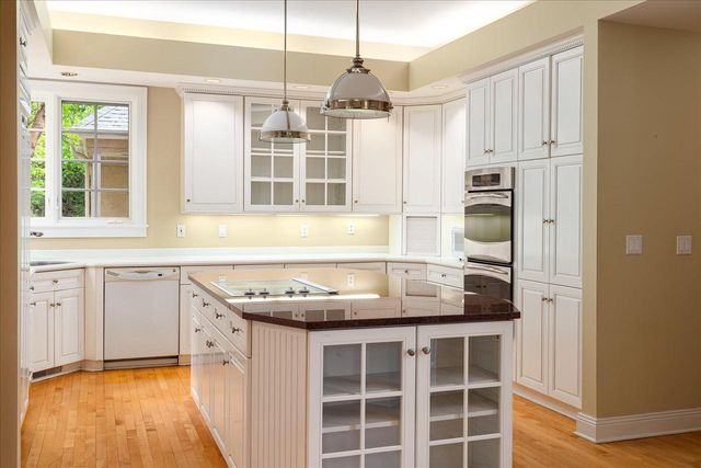 W5419 Pine Bluff ROAD, La Crosse, WI 54601