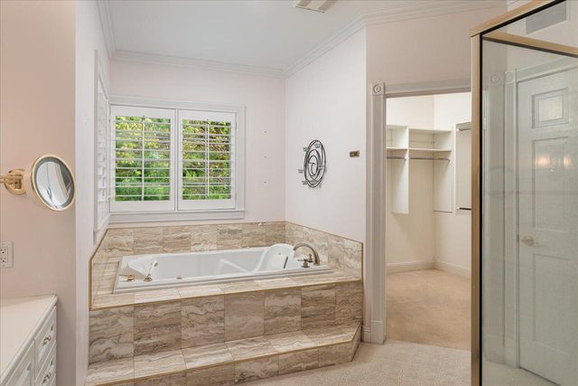 W5419 Pine Bluff ROAD, La Crosse, WI 54601