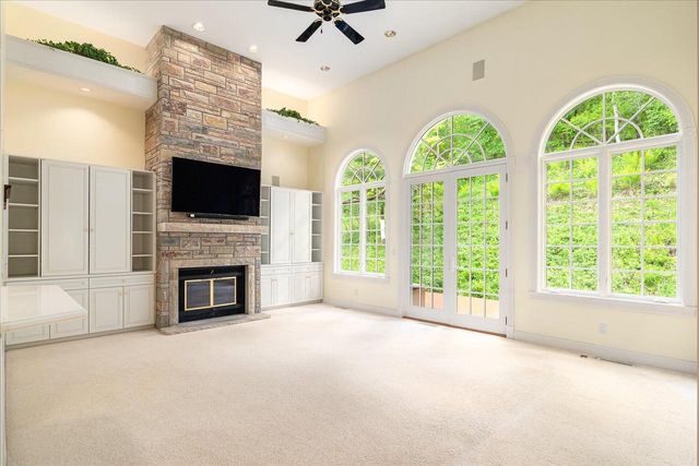 W5419 Pine Bluff ROAD, La Crosse, WI 54601