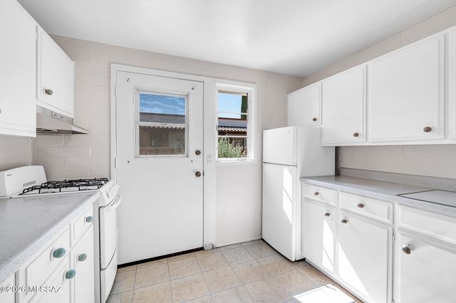 336 S Paseo Cerro Unit D, Green Valley, AZ 85614