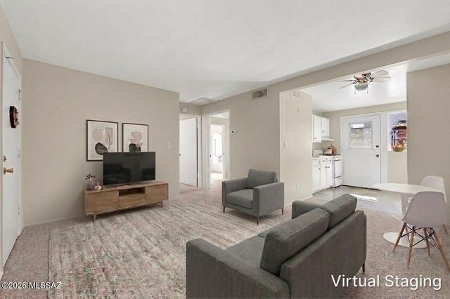 336 S Paseo Cerro Unit D, Green Valley, AZ 85614