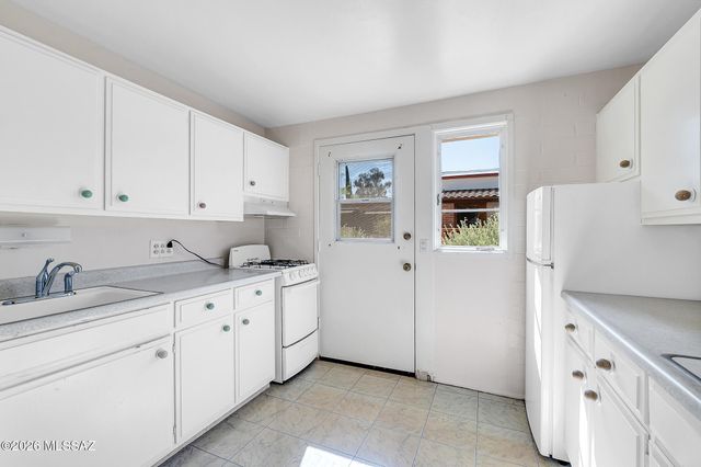 336 S Paseo Cerro Unit D, Green Valley, AZ 85614