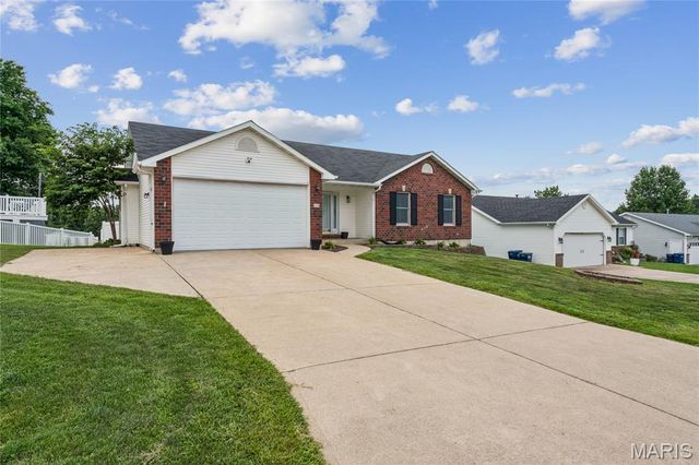 224 Carrington Boulevard, Troy, MO 63379