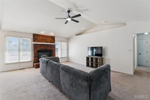 224 Carrington Boulevard, Troy, MO 63379