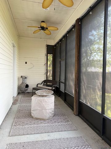 1322 Meadow Grove Ave, Zachary, LA 70791