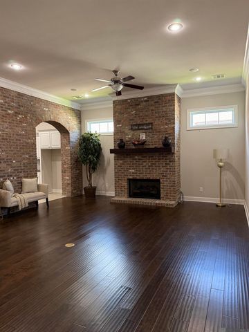 1322 Meadow Grove Ave, Zachary, LA 70791