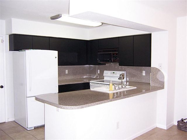 16800 Sugar Pine Drive D24, Houston, TX 77090