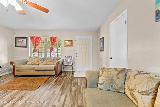 1236 NE 3rd Street, Crystal River, FL 34429