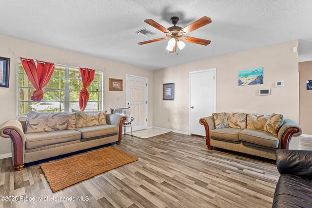 1236 NE 3rd Street, Crystal River, FL 34429