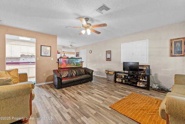 1236 NE 3rd Street, Crystal River, FL 34429