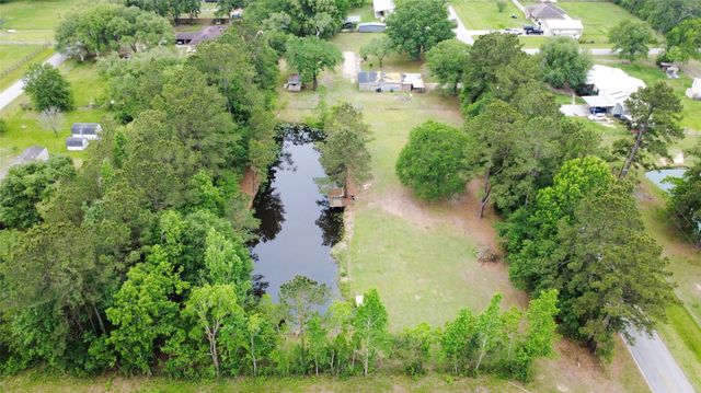 69 W Old Field Drive, Huffman, TX 77336