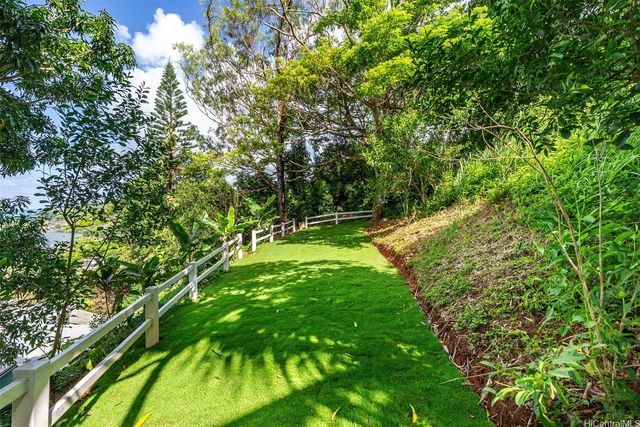 47-348 Mawaena Street, Kaneohe, HI 96744