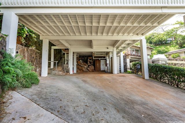 47-348 Mawaena Street, Kaneohe, HI 96744
