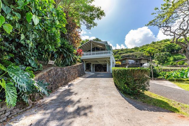 47-348 Mawaena Street, Kaneohe, HI 96744