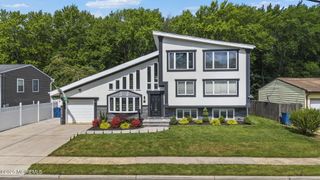65 Cornell Drive, Hazlet, NJ 07730