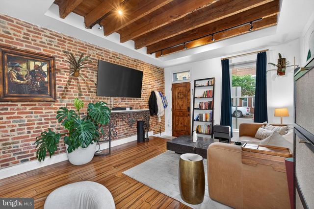 3200 FLEET ST, Baltimore, MD 21224