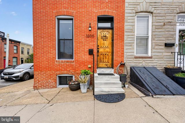 3200 FLEET ST, Baltimore, MD 21224