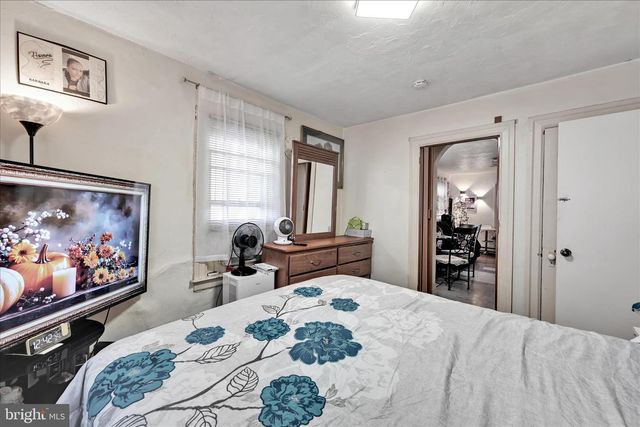 14 W JAMES ST, Lancaster, PA 17603