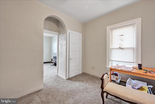 14 W JAMES ST, Lancaster, PA 17603