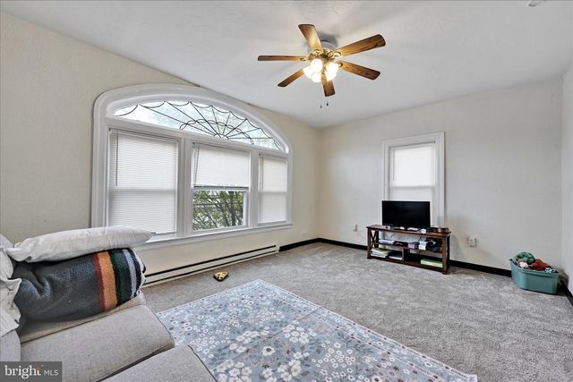 14 W JAMES ST, Lancaster, PA 17603