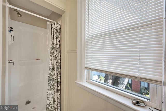 14 W JAMES ST, Lancaster, PA 17603