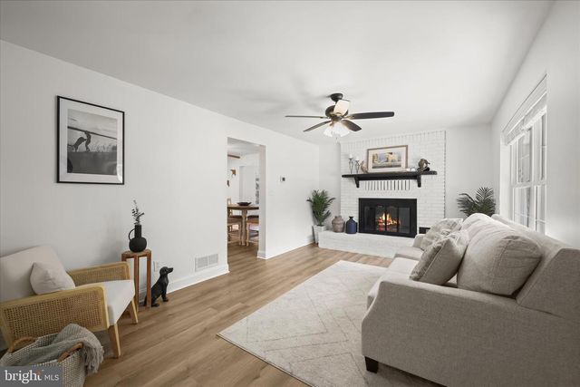 3045 HOLLAND CLIFFS RD, Huntingtown, MD 20639