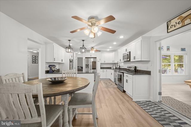 3045 HOLLAND CLIFFS RD, Huntingtown, MD 20639