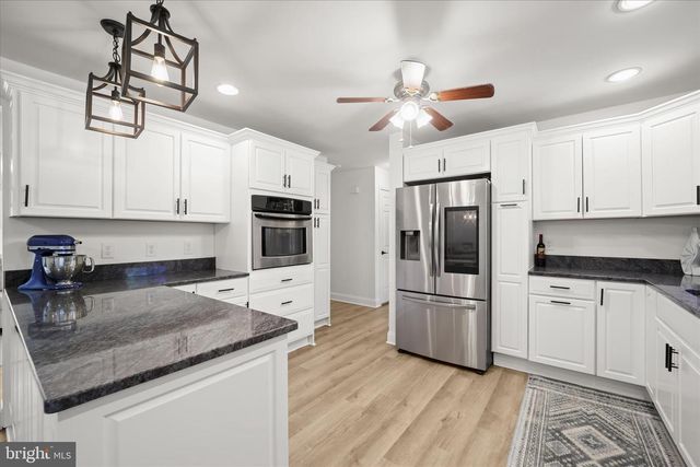 3045 HOLLAND CLIFFS RD, Huntingtown, MD 20639